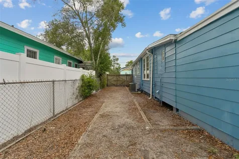 507 W Paris Street Tampa FL 33604