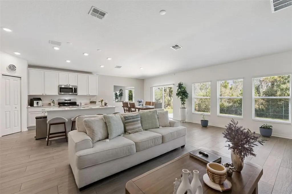 3963 Willowbrook Drive Edgewater FL 32141