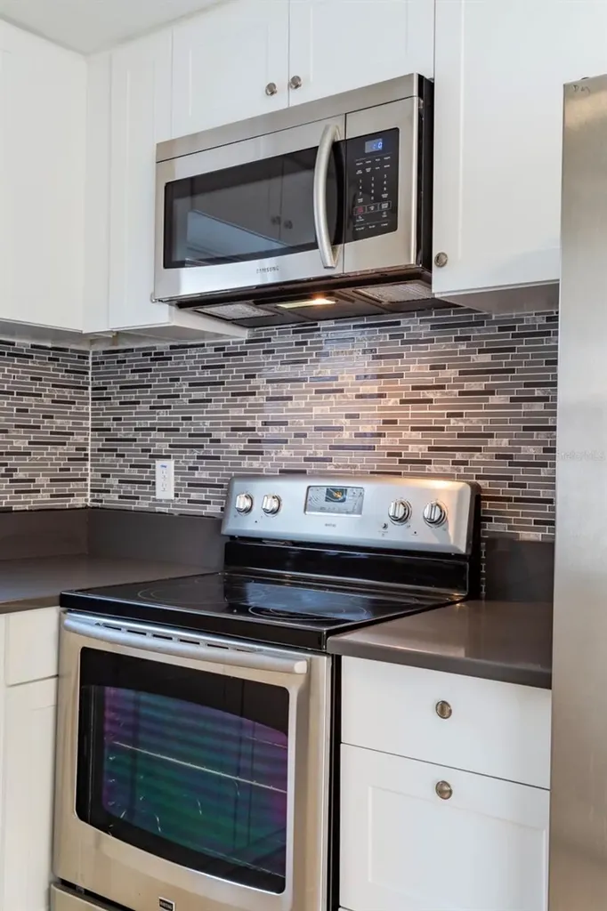 1332/1334 Tioga Avenue Clearwater FL 33756