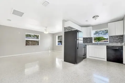 1332/1334 Tioga Avenue Clearwater FL 33756
