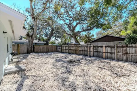 1332/1334 Tioga Avenue Clearwater FL 33756