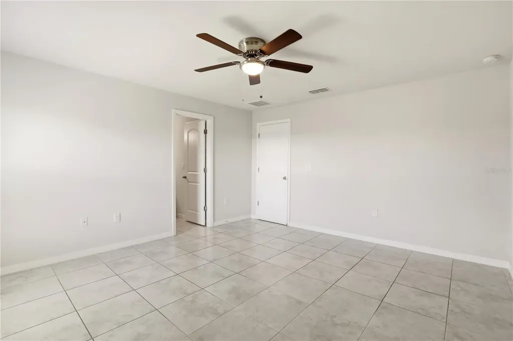 1317 NE 2nd Avenue Cape Coral FL 33909