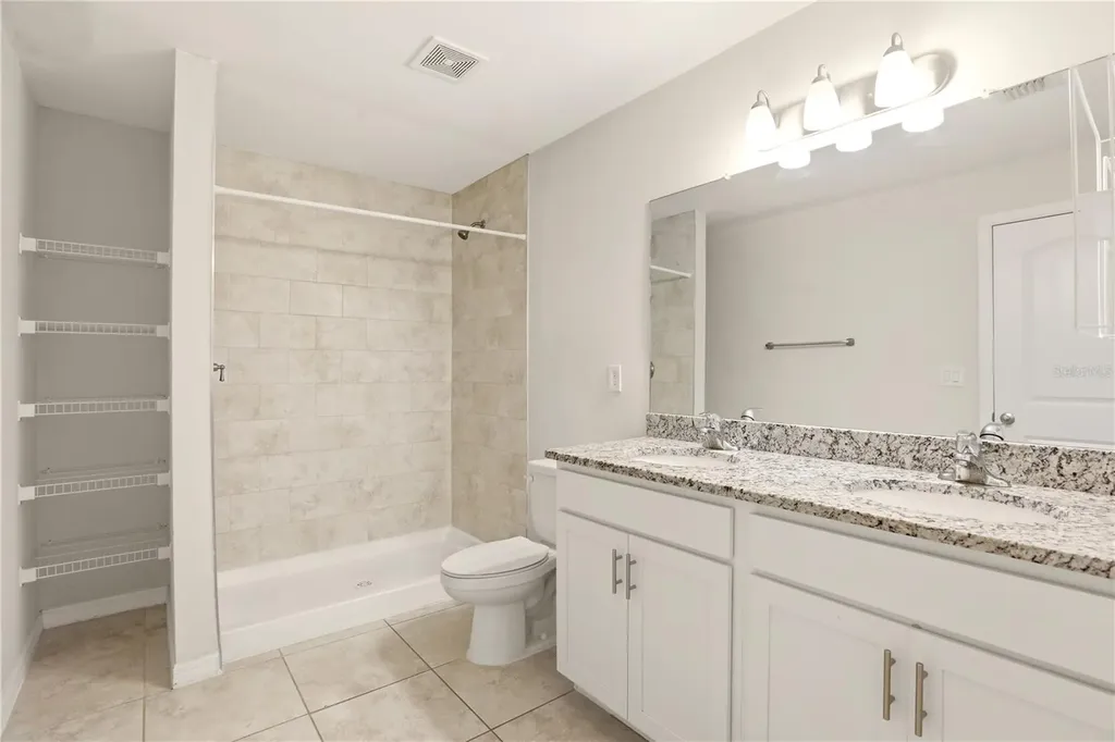 1317 NE 2nd Avenue Cape Coral FL 33909