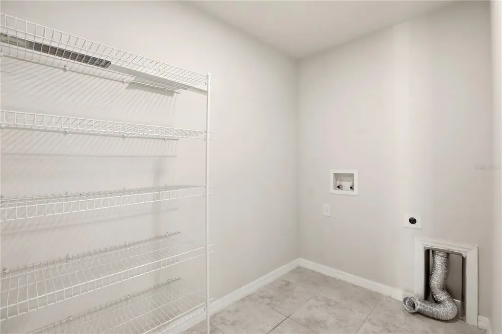 1317 NE 2nd Avenue Cape Coral FL 33909