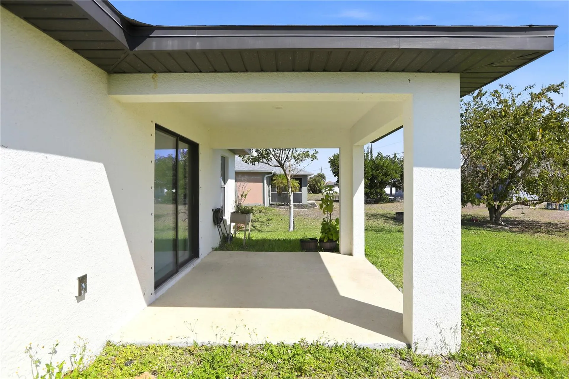 1317 NE 2nd Avenue Cape Coral FL 33909