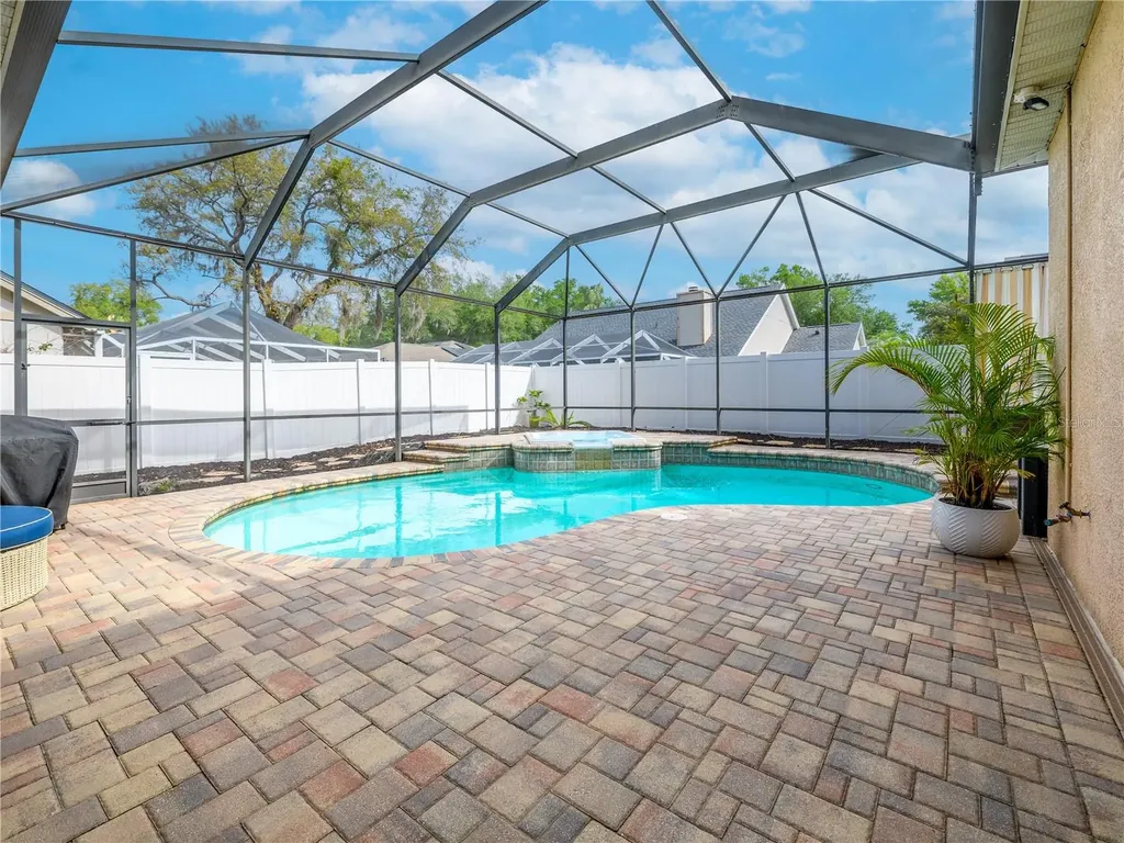 7218 Yardley Way Tampa FL 33647