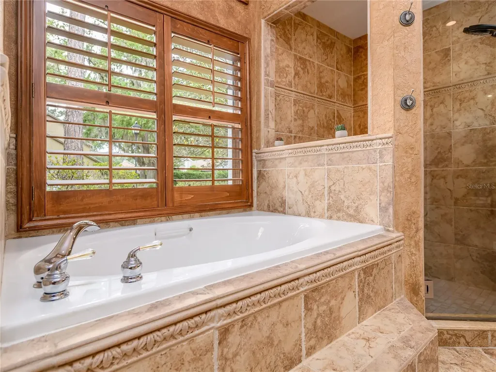 7218 Yardley Way Tampa FL 33647