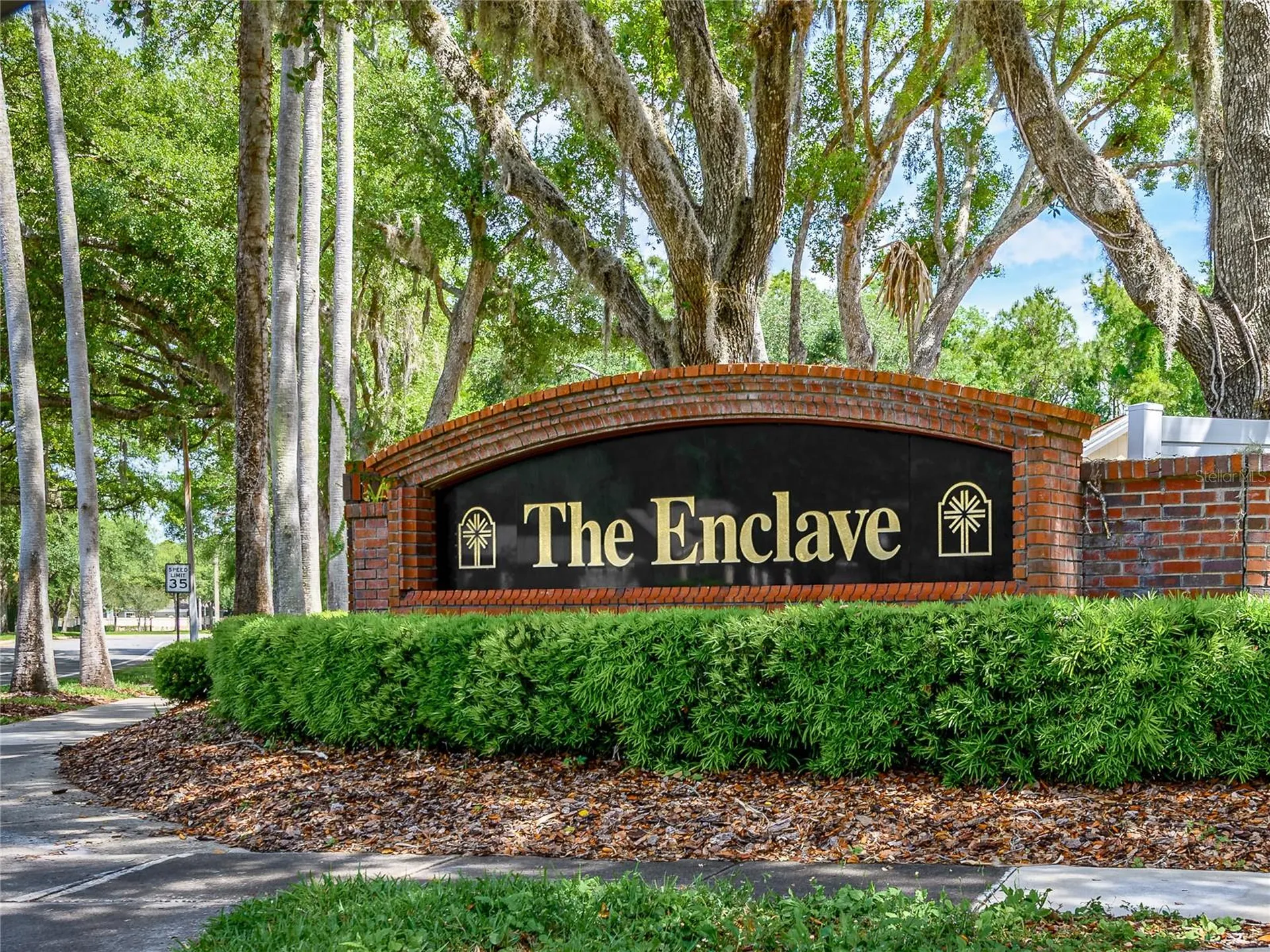7218 Yardley Way Tampa FL 33647
