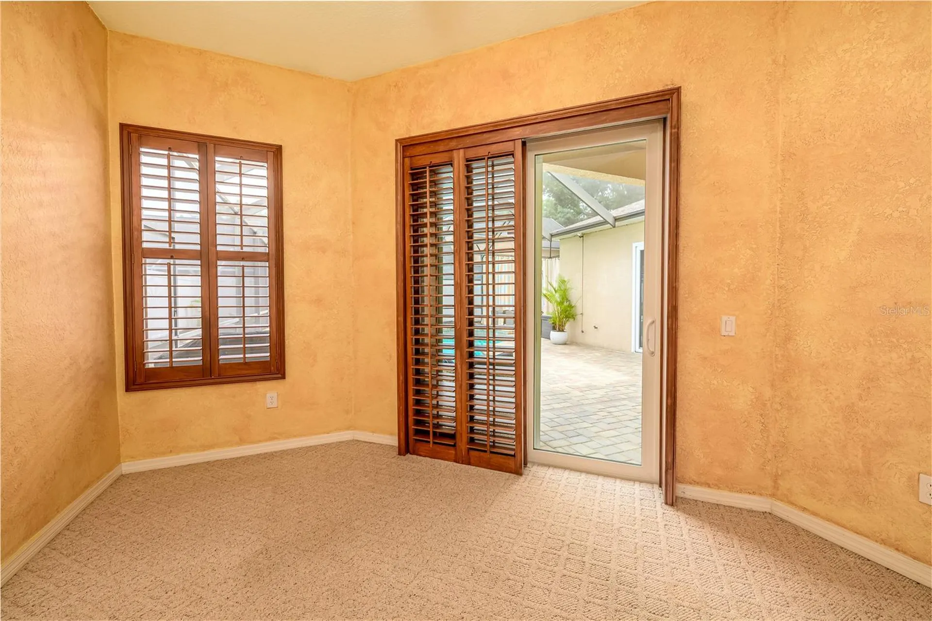 7218 Yardley Way Tampa FL 33647