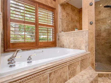 7218 Yardley Way Tampa FL 33647