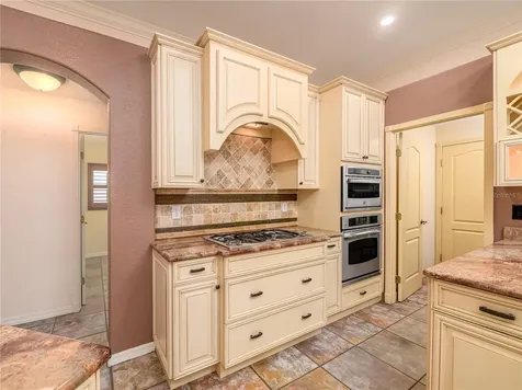 7218 Yardley Way Tampa FL 33647