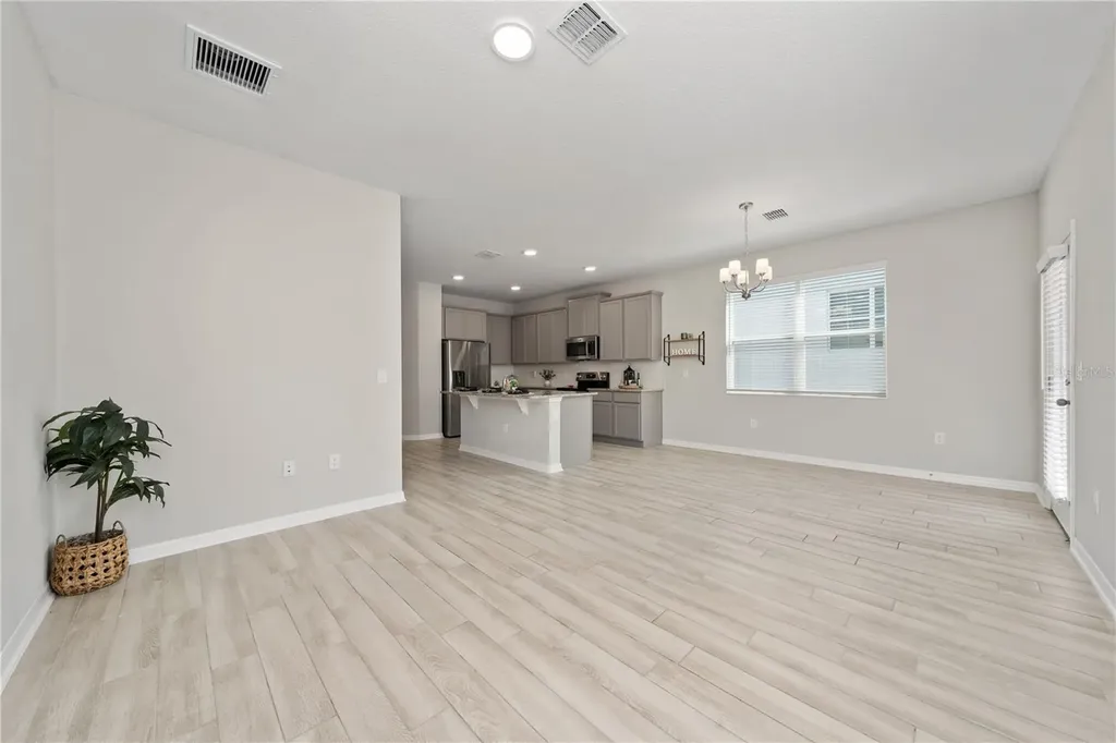 15823 Tollington Alley Winter Garden FL 34787