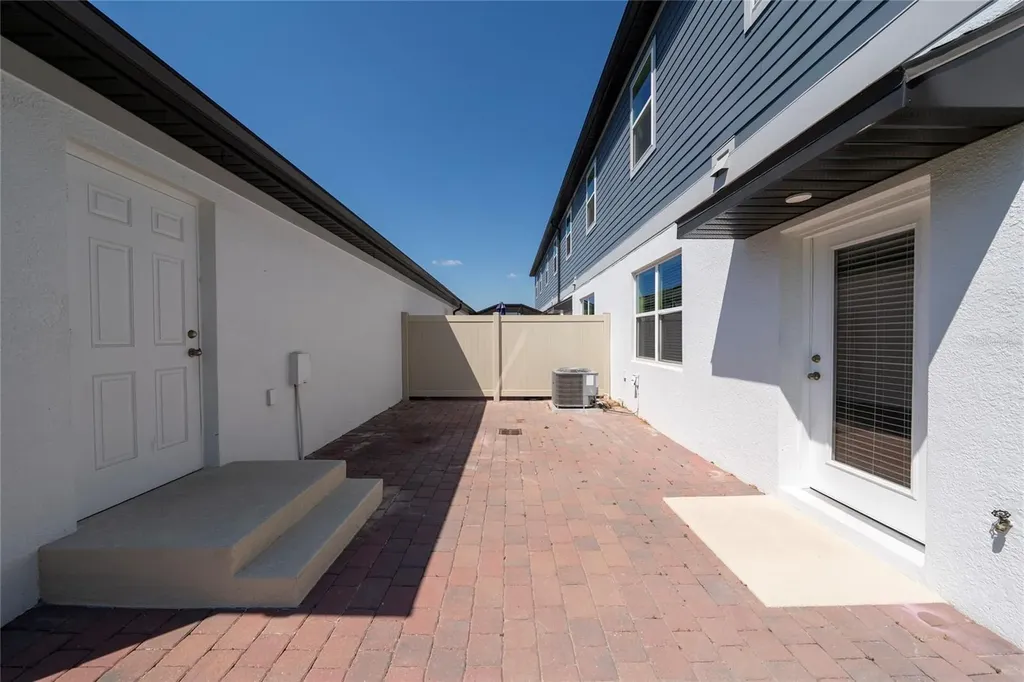 15823 Tollington Alley Winter Garden FL 34787