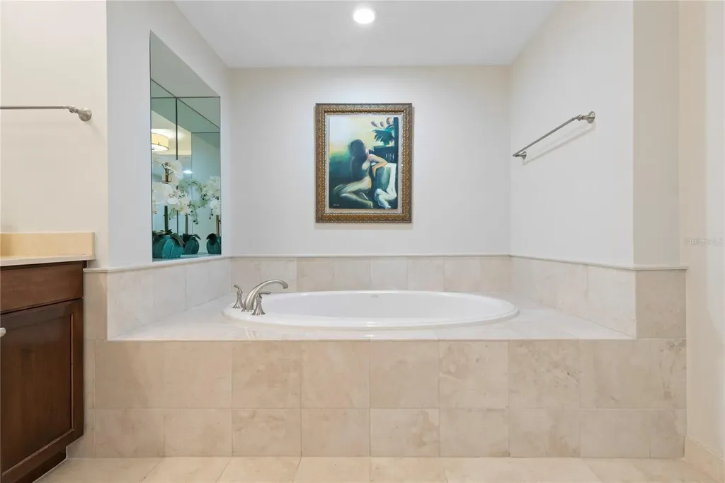 300 Beach Drive NE St Petersburg FL 33701