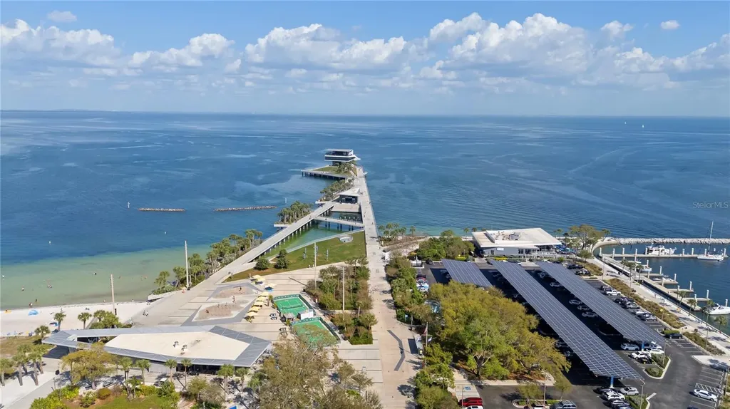 300 Beach Drive NE St Petersburg FL 33701
