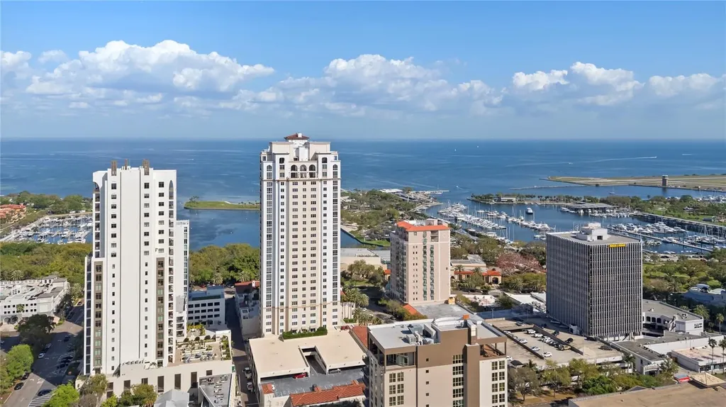 300 Beach Drive NE St Petersburg FL 33701
