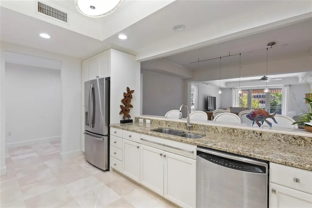 300 Beach Drive NE St Petersburg FL 33701