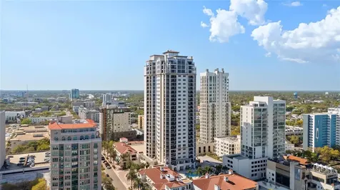 300 Beach Drive NE St Petersburg FL 33701