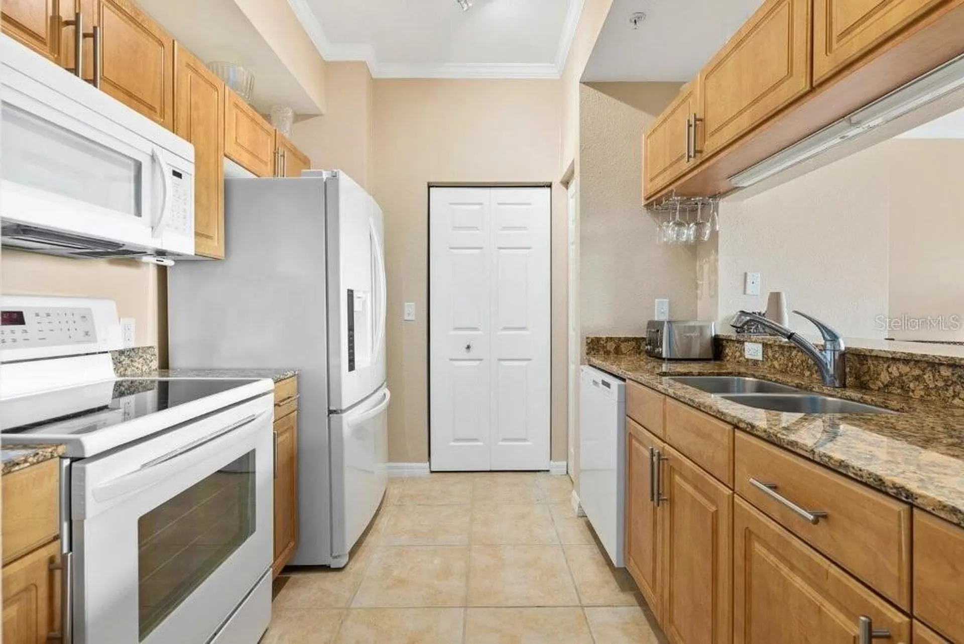 1064 N Tamiami Trail Sarasota FL 34236