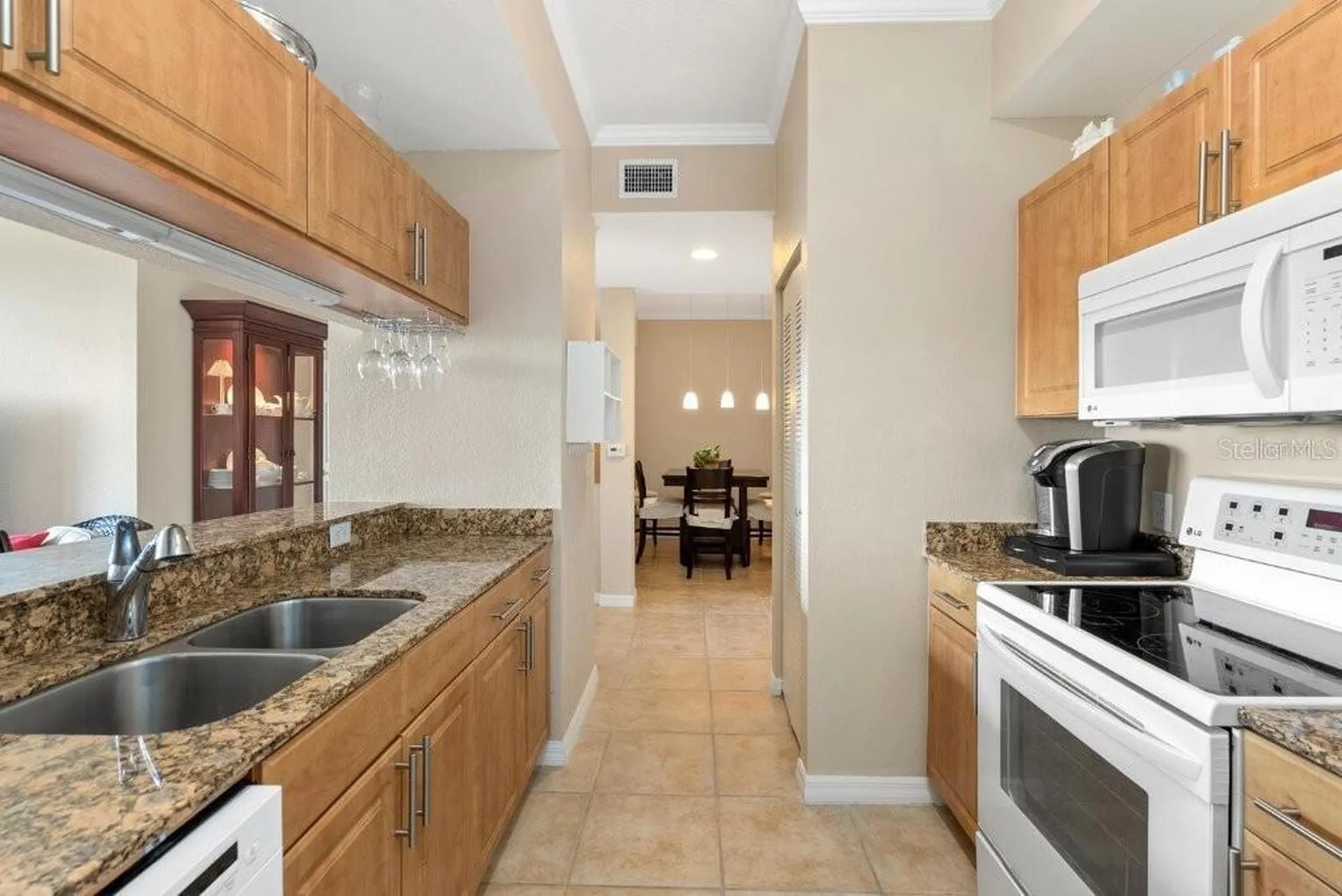 1064 N Tamiami Trail Sarasota FL 34236
