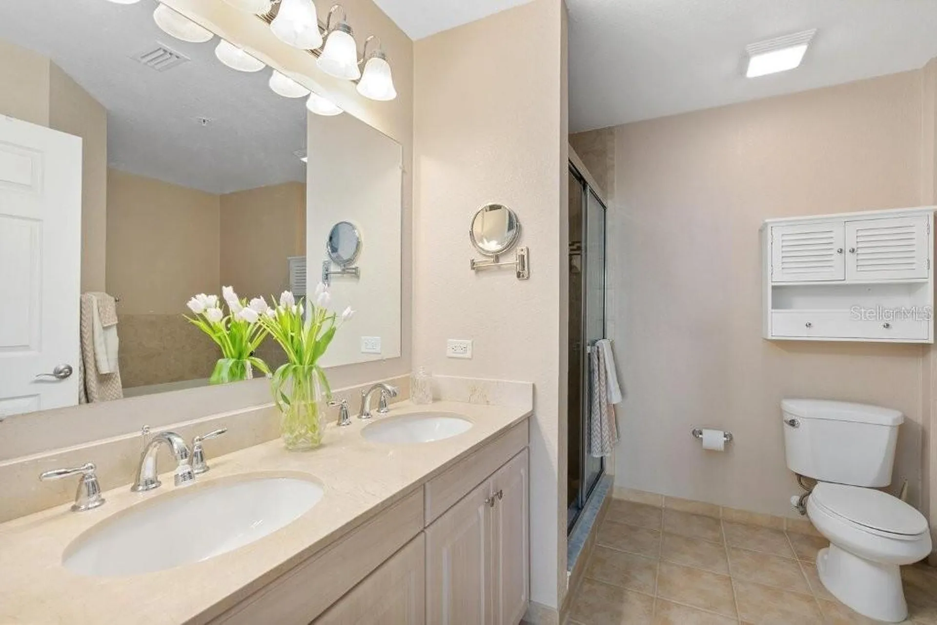 1064 N Tamiami Trail Sarasota FL 34236