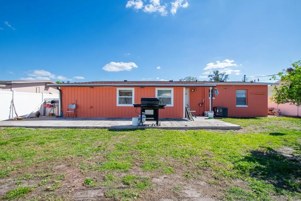 4401 Edgebrook Orlando FL 32809