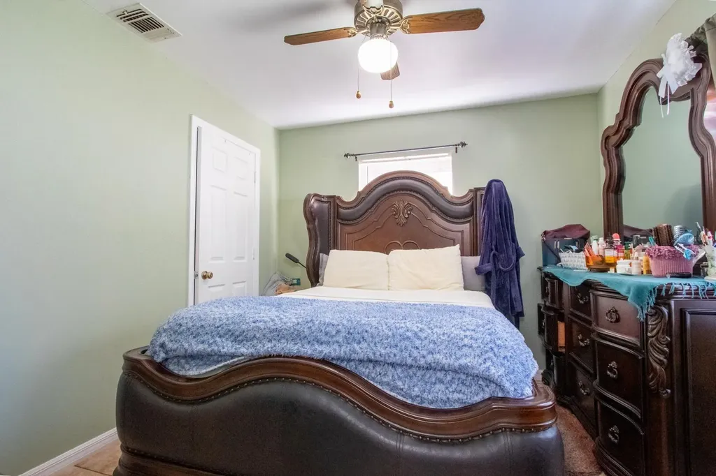 4401 Edgebrook Orlando FL 32809