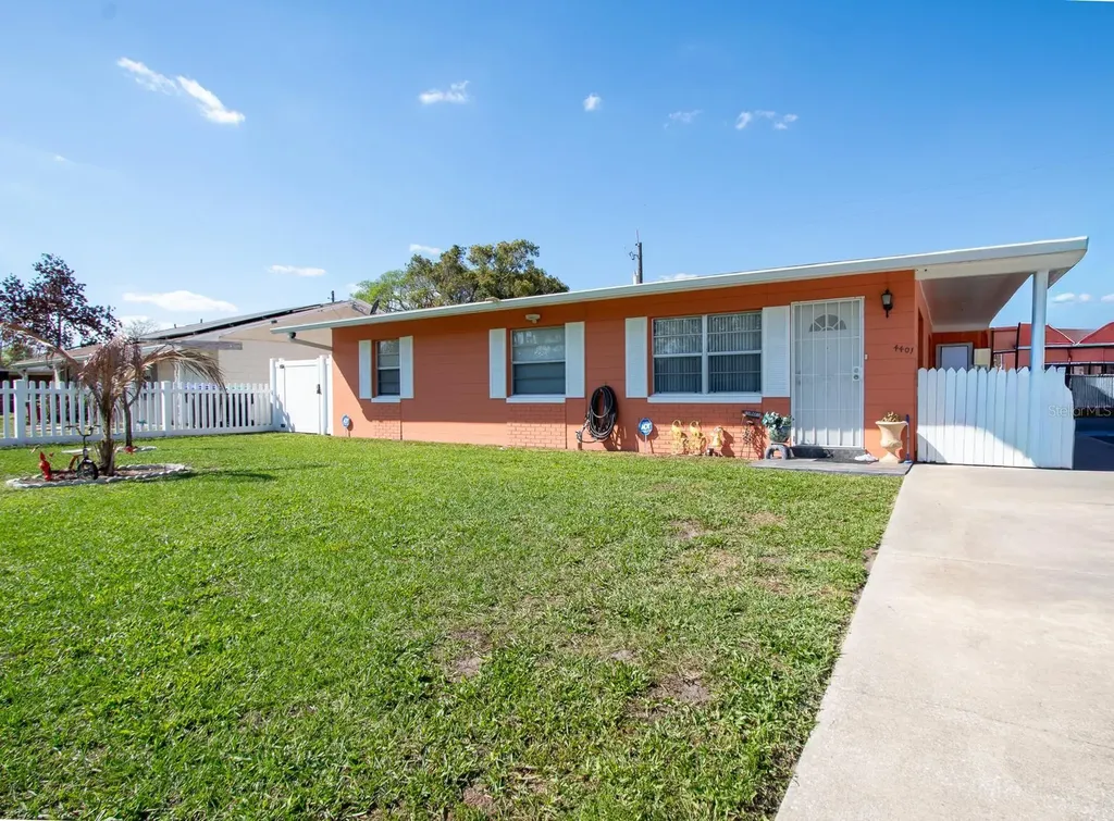 4401 Edgebrook Orlando FL 32809