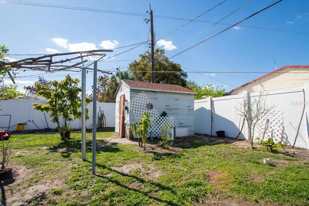4401 Edgebrook Orlando FL 32809