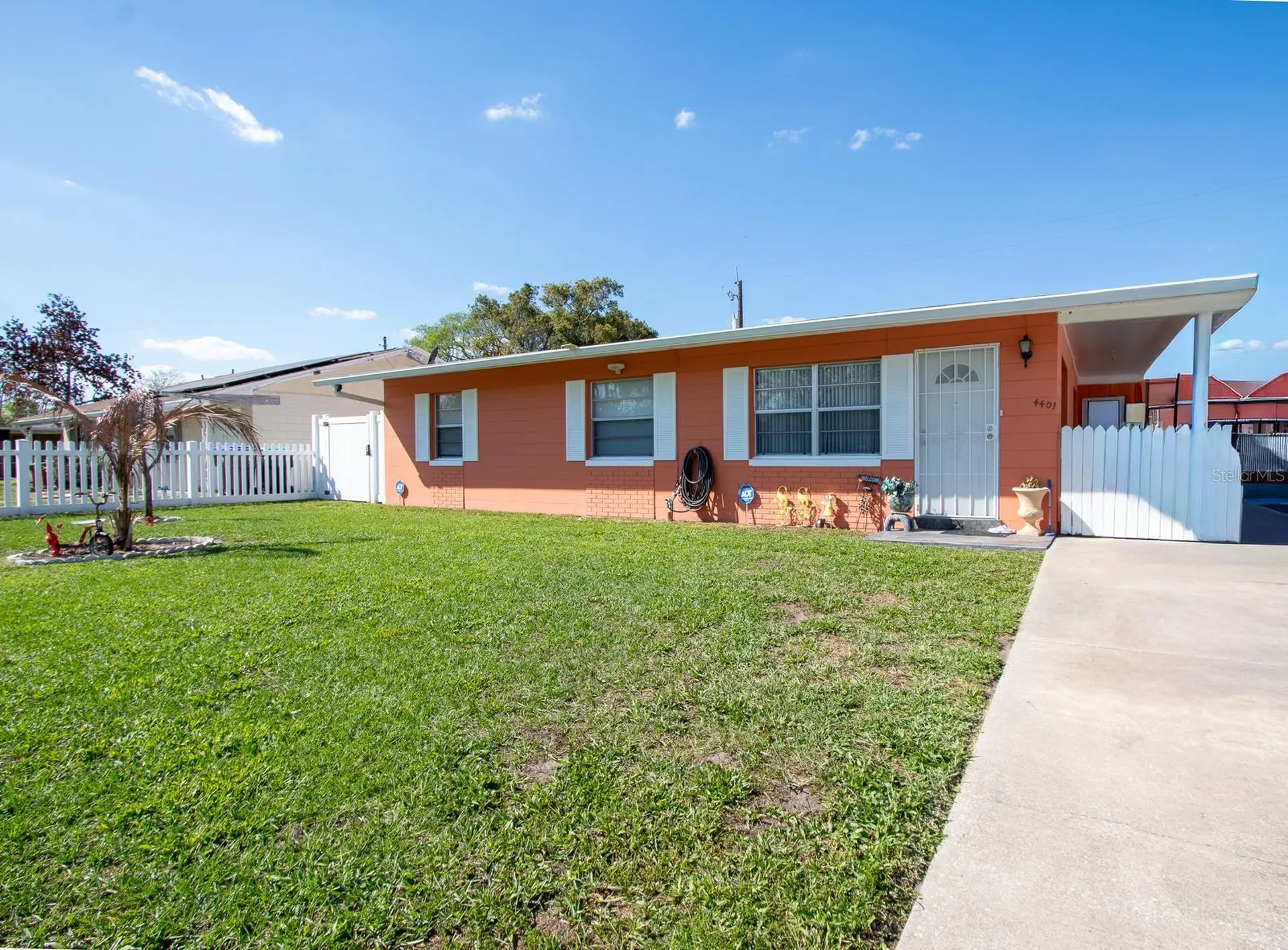 4401 Edgebrook Orlando FL 32809