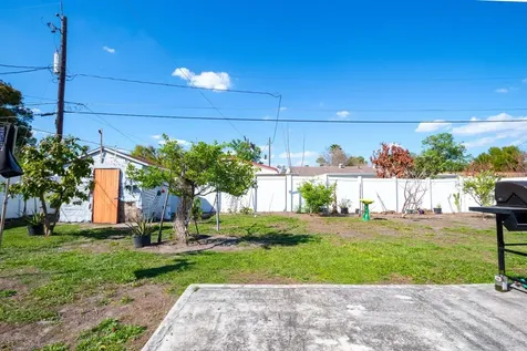 4401 Edgebrook Orlando FL 32809