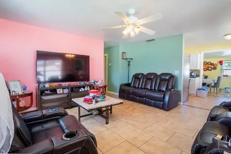 4401 Edgebrook Orlando FL 32809