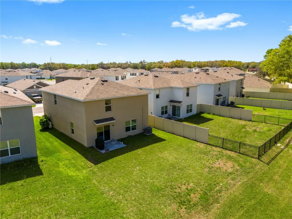 37247 Kings Crown Drive Zephyrhills FL 33541