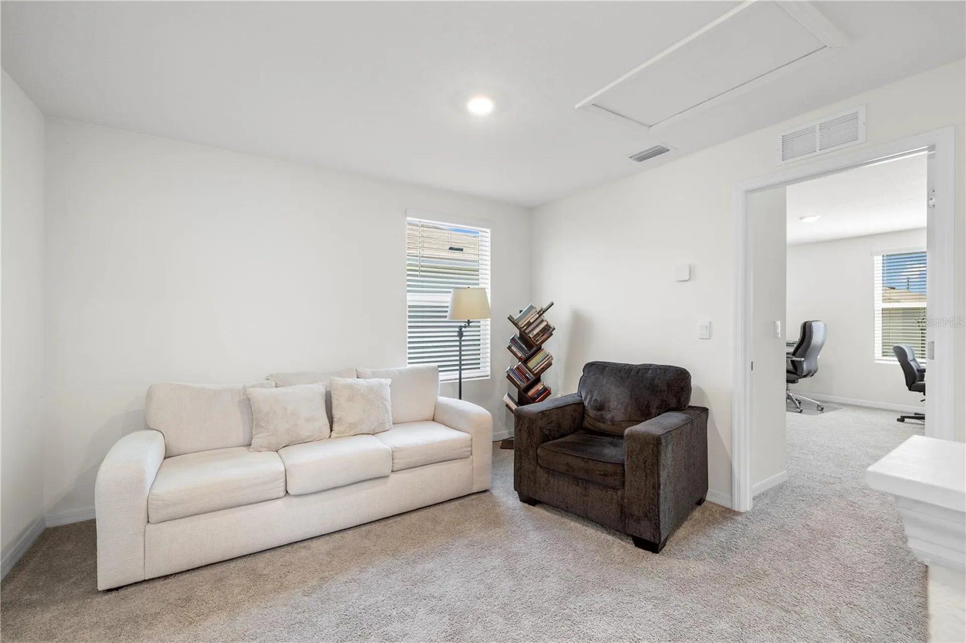 37247 Kings Crown Drive Zephyrhills FL 33541