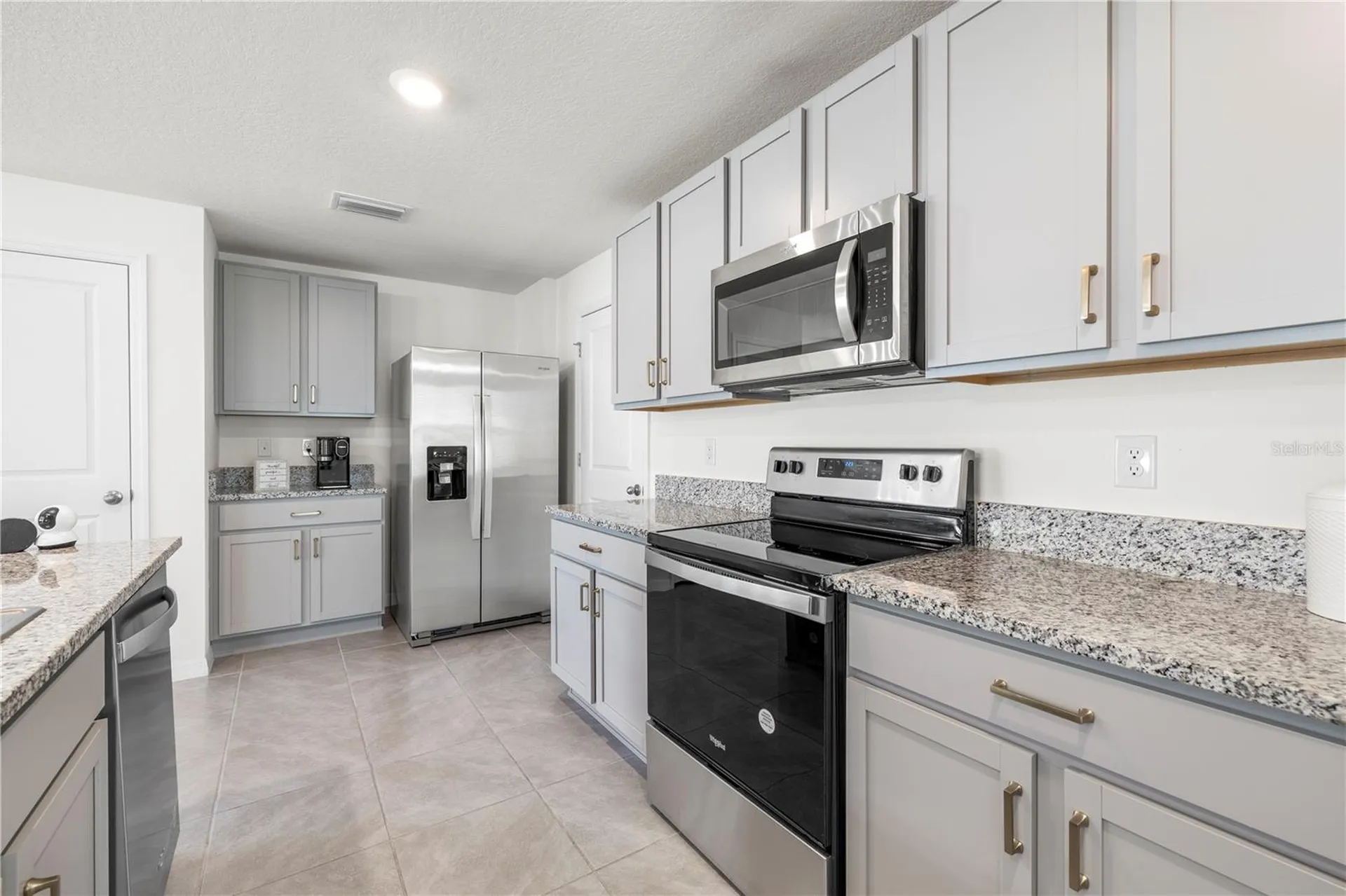 37247 Kings Crown Drive Zephyrhills FL 33541