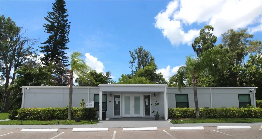 5310 26th Street W Bradenton FL 34207