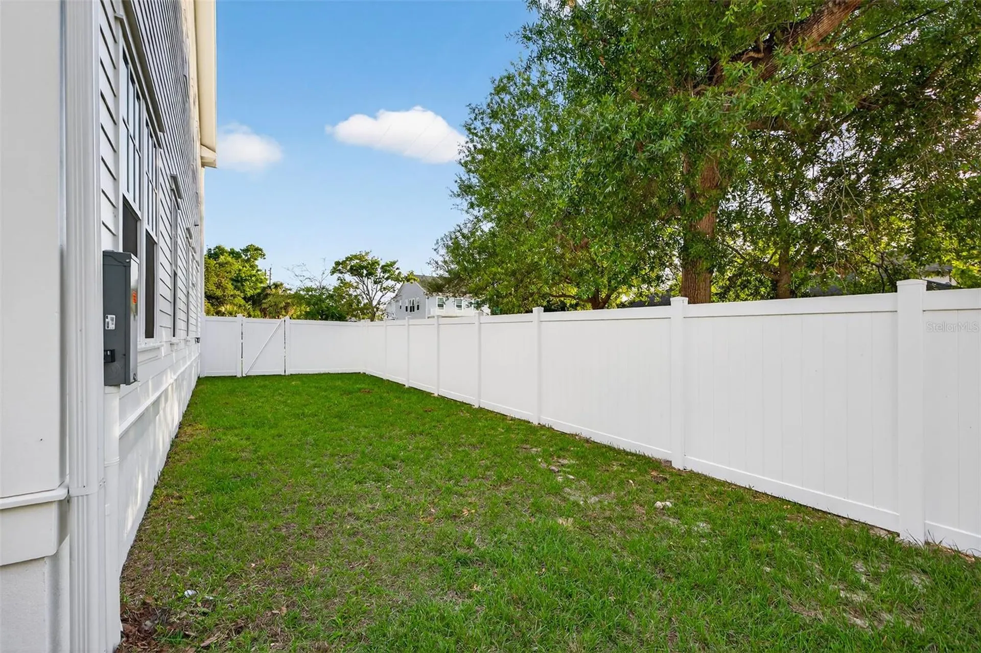 939 19th Avenue N St Petersburg FL 33704