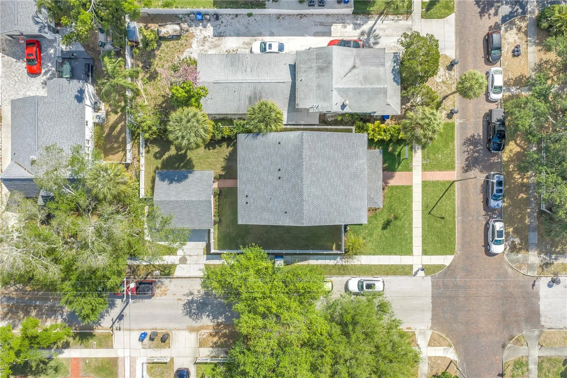 939 19th Avenue N St Petersburg FL 33704