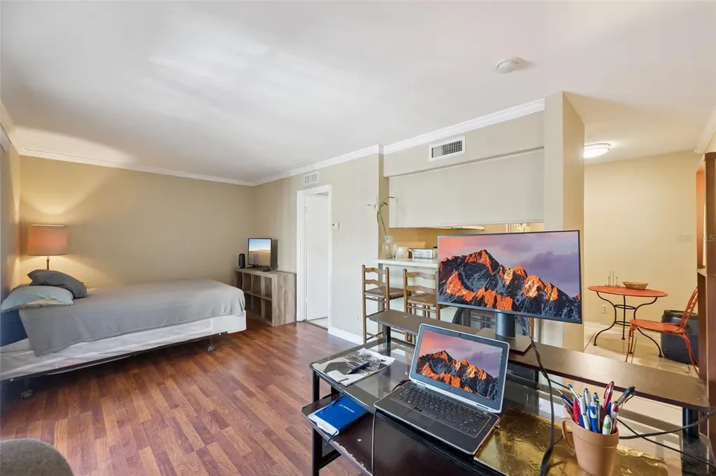 425 Wymore Road Altamonte Springs FL 32714