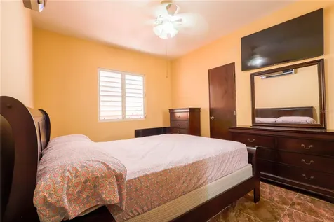 7 Calle Opalo Aguadilla PR 00603