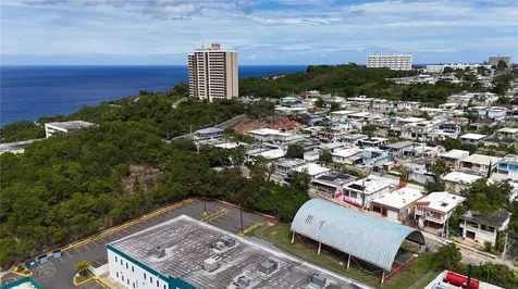 7 Calle Opalo Aguadilla PR 00603