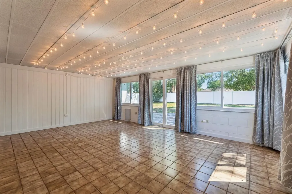 8200 Fraim Court Orlando FL 32825