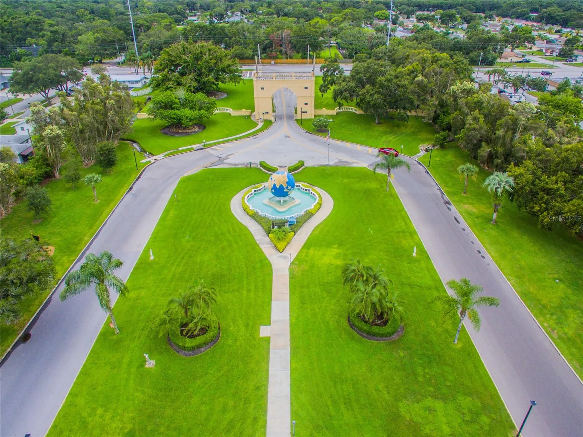 2457 Ecuadorian Way Clearwater FL 33763