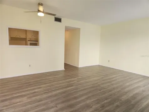 2457 Ecuadorian Way Clearwater FL 33763