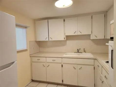 2457 Ecuadorian Way Clearwater FL 33763