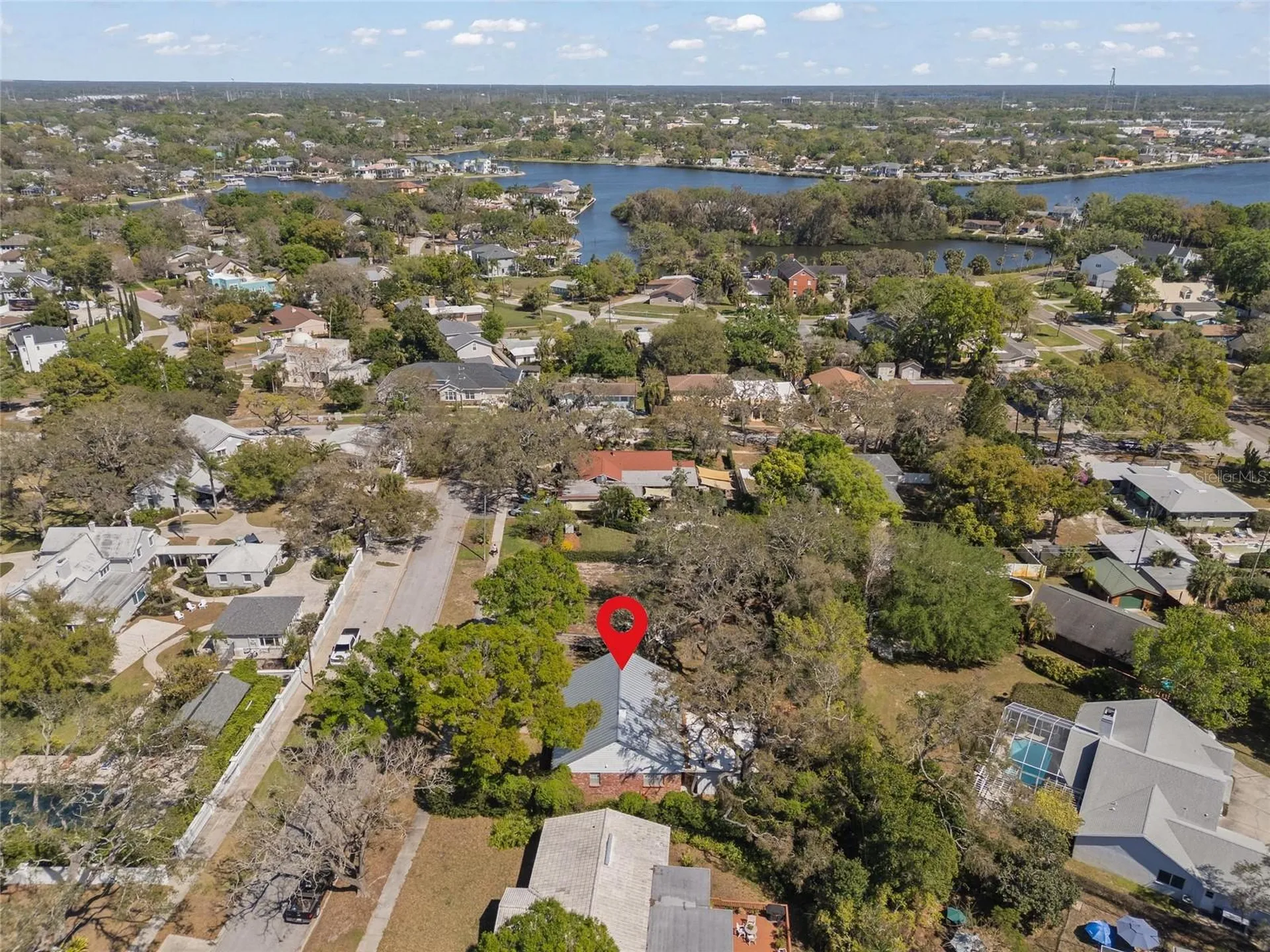 502 Hillcrest Avenue Tarpon Springs FL 34689