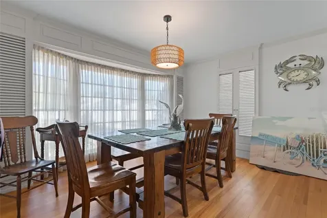 502 Hillcrest Avenue Tarpon Springs FL 34689