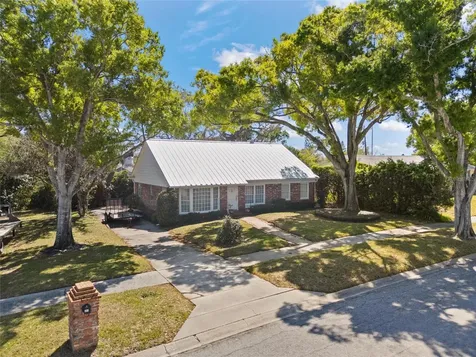 502 Hillcrest Avenue Tarpon Springs FL 34689