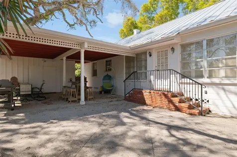 502 Hillcrest Avenue Tarpon Springs FL 34689