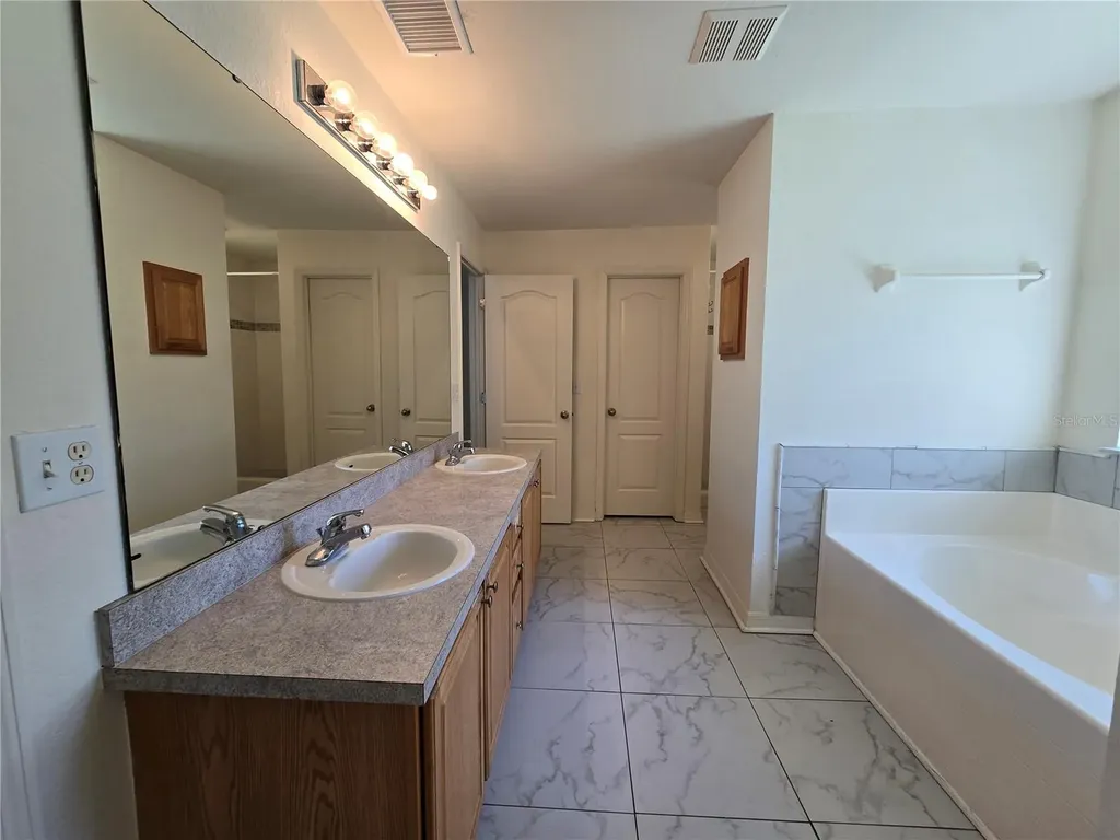 2081 Farrington Drive Lakeland FL 33809